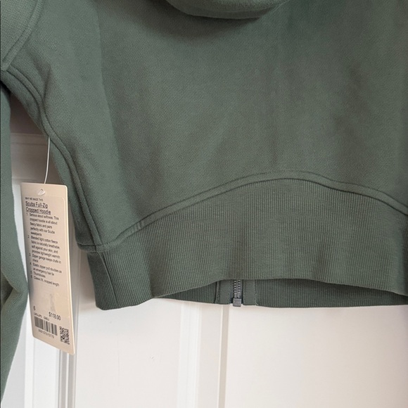 Lululemon scuba, full zip cropped hoodie - Picture 8 of 8